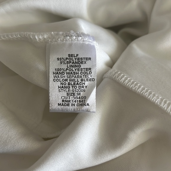 NWT She + Sky Women’s White Jumpsuit / Romper Size: M - Picture 10 of 10